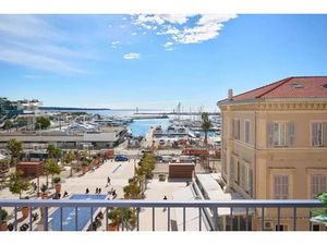 Vente maison 4 pièces 107 m² à Nice (06000)  2 200 000 €