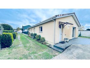 Maison à louer - 4 pièces avec jardin à Parempuyre