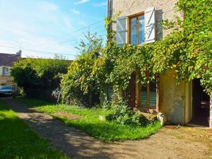 Maison de 4 pièces de 174 m² située à Asnières-en-Montagne