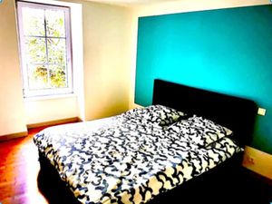 Location meublée appartement 5 pièces 142 m² à Audierne (29770)  980 €