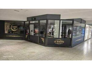 A LOUER: SNACK AU CENTRE DE WATERLOO  PASSAGE WELLINGTON