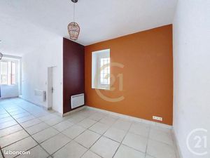 Maison de village 2 pièces 77 m²