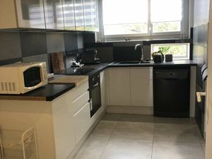 Superbe F3 à deux pas du centre ville.