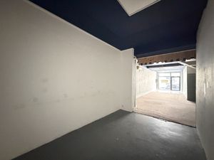 AGEN HYPER CENTRE - LOCAL COMMERCIAL DE 87.50M2 + CAVE