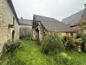 Maison en pierre avec grange à rénover LANZAC 46