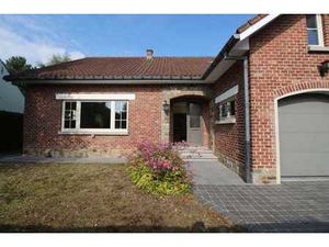 Villa avec 2 des 4 chambres de plein pied