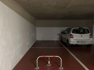 Parking à louer - 22 m2 - Paris - 75018 - ILE-DE-FRANCE