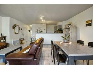 Verhuurd 2 kamerappartement te koop in de Veurnestraat in Poperinge