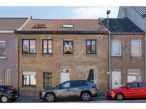 Instapklare rijwoning gelegen in SINT-STEVENS-WOLUWE!