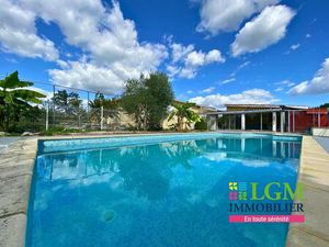 À vendre Labastide Saint Pierre maison individuelle 5 piéces sur une parcelle de 4138m²