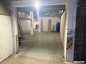 A LOUER LOCAL TYPE ENTREPOT 167 m2