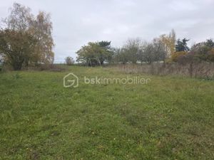 Vente terrain 1932 m² à Soucy (89100)  75 000 €