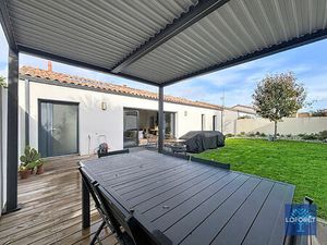 Les Sables D Olonne  maison de plain pied 4 pièces 97.50 m2 avec jardin et garage