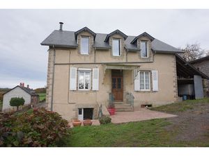 Maison de 137 m2 sur parcelle de terrain de 4 285 m2