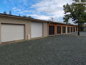 Vend plusieurs garages avec locataire