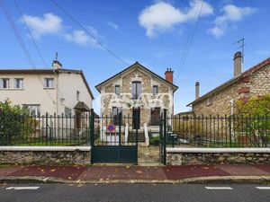 Vente Maison 5 pièces de 94m² - 95600 Eaubonne