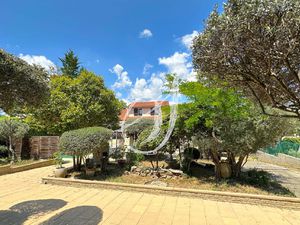 Villa de type 6  4 chambres avec piscine sur une parcelle de