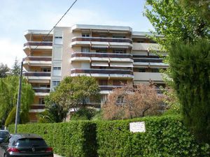 BOX Fermé - LA GARDE