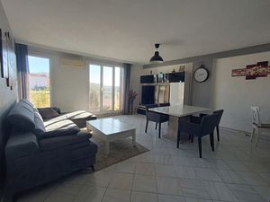 APPARTEMENT FAMILIAL AVEC BALCONS ET PARKING