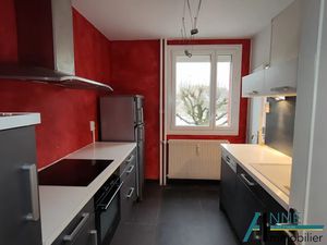 Location appartement 4 pièces 68 m² à Chagny (71150)  760 €