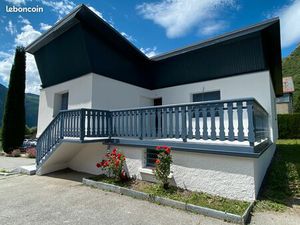 MAISON A LOUER centre SAINT JULIEN MONTDENIS