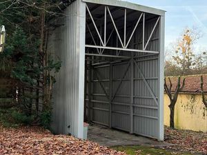 Grand hangar à dourdan (91410)