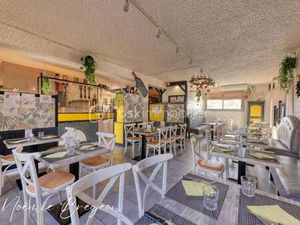 Vente Bureaux et commerces à Montaigu (85600) : à vendre / Montaigu