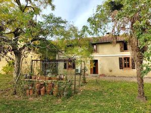 Maison ancienne rénové vue Pyrénées 4 5ha