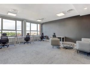 Trouvez un espace de bureau à Echirolles  Rue De Provence pour 3 personnes où tout est pri