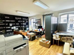 HÔTEL DE VILLE / RIVOLI - Bureaux livrés rénovés 3/6/9 ou Dérogatoire