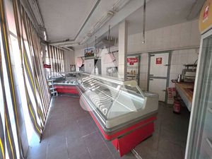 Murs commerciaux d'exception en angle de rue ? Quartier du Grand Val