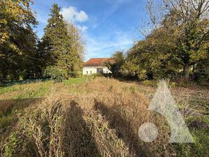 Terrain constructible viabilisé à vendre