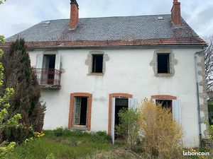 Maison 8 pièces 300 m²