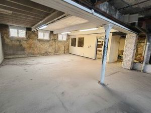 Garage 150 m2 Place Thiers