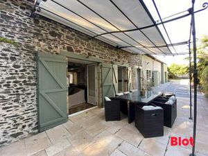 Vente Longère et corps de ferme Piscine à Vern-sur-Seiche (35770) : à vendre Piscine / 198