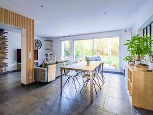 Maison 5 pièces 4 chambres avec jardin et garage