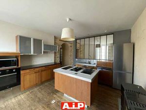 Vente Maison à Pouzauges (85700) : à vendre / 89m² Pouzauges