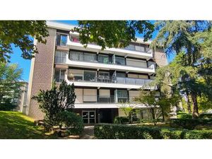 Locaux professionels - Mérignac - 60.7m²