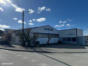 Local commercial / Atelier / Carrosserie / Garage PL / Parking- Guéret