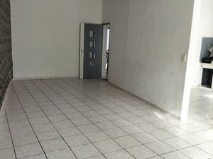 T3 clim  cuisine neuve  2e et dernier étage  centre ville