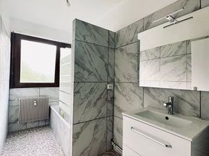 Apparemment 3/4 pièces