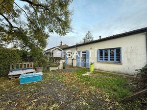 Maison à fort potentiel – volumes  charme et multiples possibilités