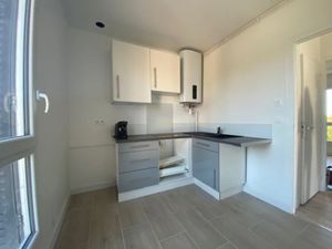 Location appartement 3 pièces 47 m² à Juvisy-sur-Orge (91260)  899 €