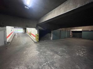 Parking / box Paris 11 m2