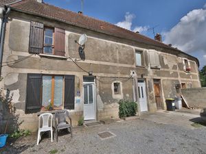 Vente maison 5 pièces 95 m² à Mézy-Moulins (02650)  72 000 €