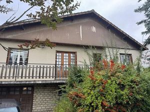 Vente maison 4 pièces 94 m² à Saint-Amand-Montrond (18200)  76 300 €