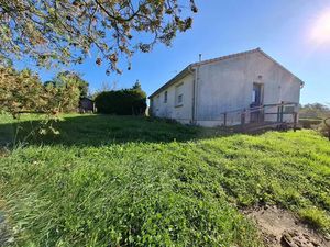 Vente maison 5 pièces 92 m² à Sérigné (85200)  125 000 €