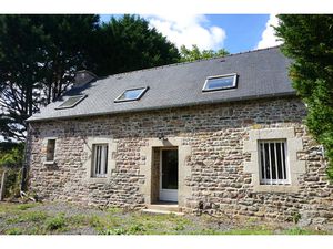 Longère et dépendances en pierre secteur Paimpol
