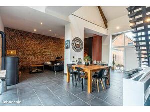 Maison de caractère 155m2 9 pièces + dépendance 80m2