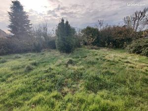 Terrain constructible 879 m2